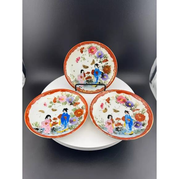 Vintage Set of Hand Painted Japanese Style Saucers - Picture 1 of 7